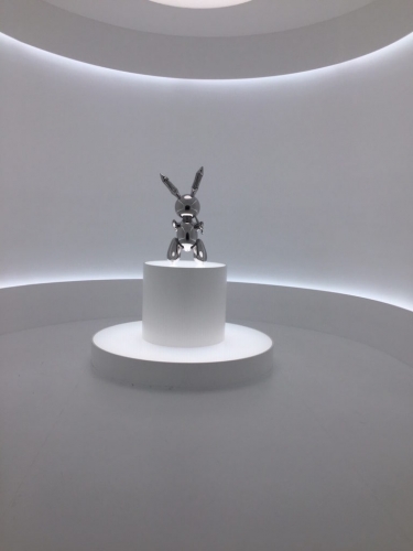 Jeff Koons' Bunny Sells for Record $91 Million