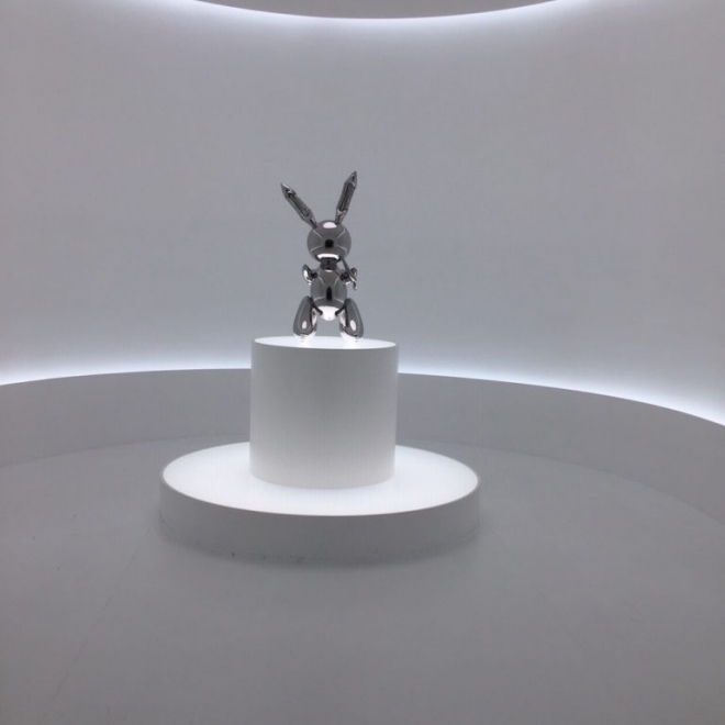 Jeff Koons' Bunny Sells for Record $91 Million